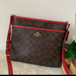 Almost like new coach bag
